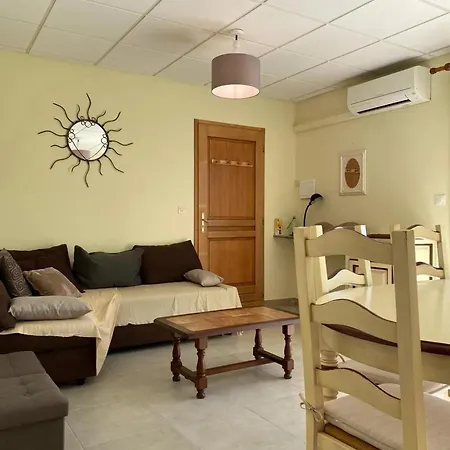Confortable A De 60 M² アパート エーグ・モルト